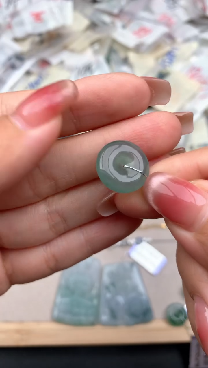 未镶嵌挂件翡翠一