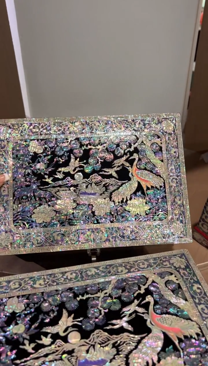 【闪购商品】鱼锁绒布底·弘贝雅螺钿漆器文化馆