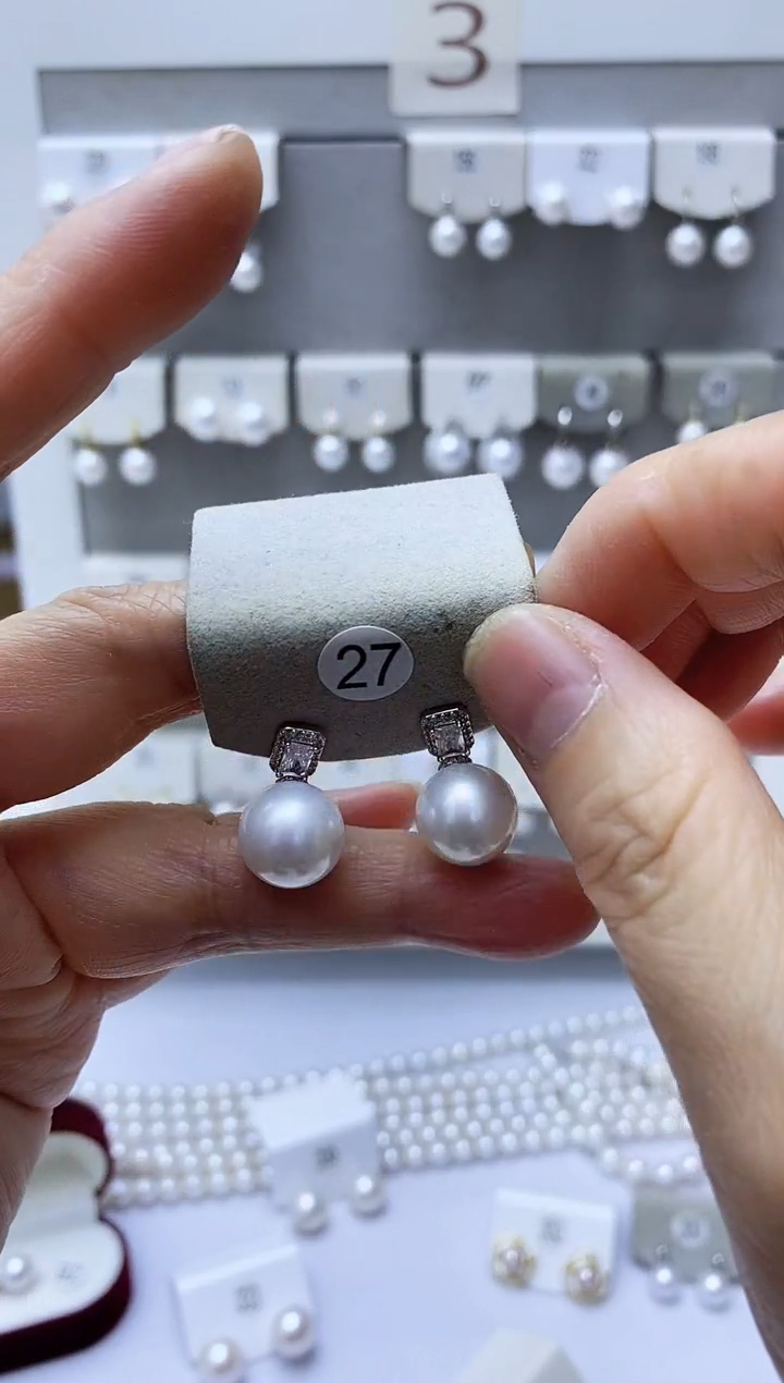 【闪购商品】淡水珍珠耳饰银S925镶嵌27