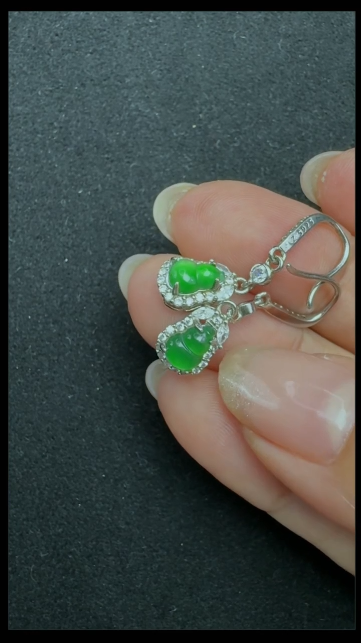 【闪购商品】翡翠耳饰银S925镶嵌葫芦