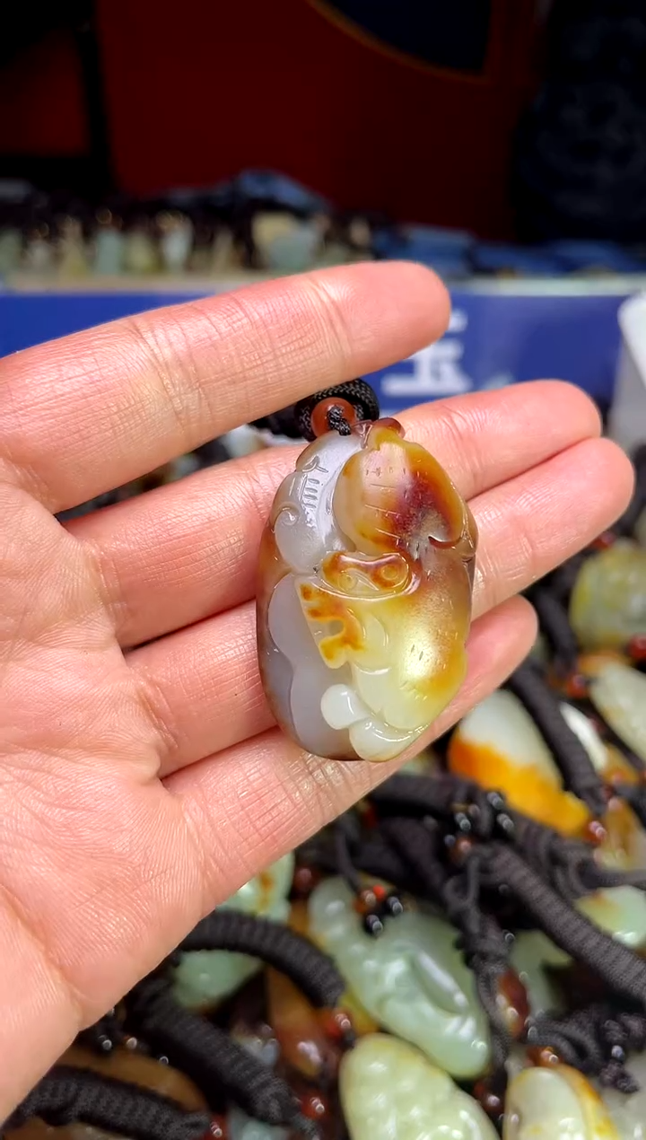 【闪购商品】和田玉颈饰未镶嵌1