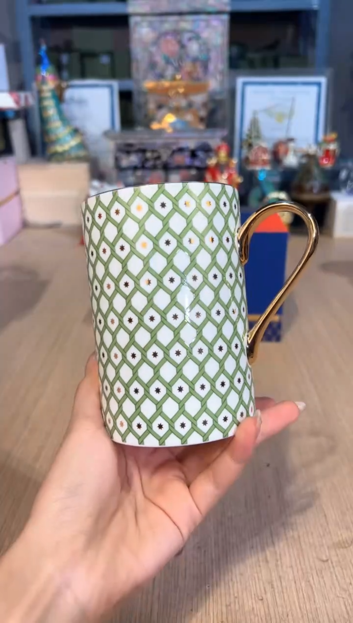 【闪购商品】杯185俄皇STAR绿色马克  