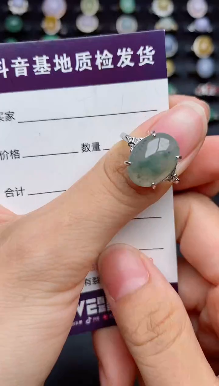 银S925镶嵌戒指翡翠....