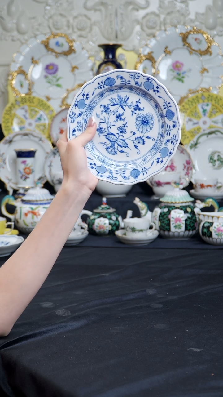 瓷婷婷中古器物如图所示133