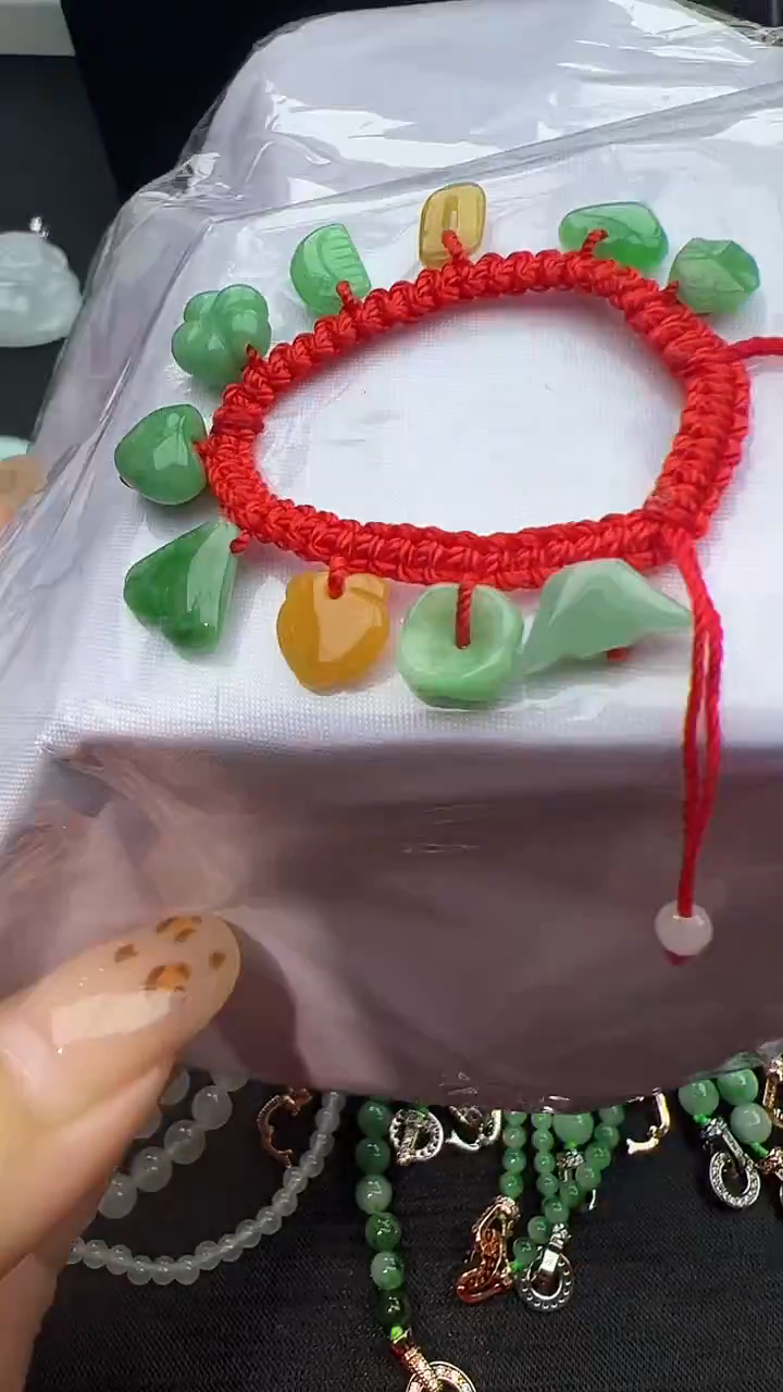 未镶嵌手绳翡翠小孩手串