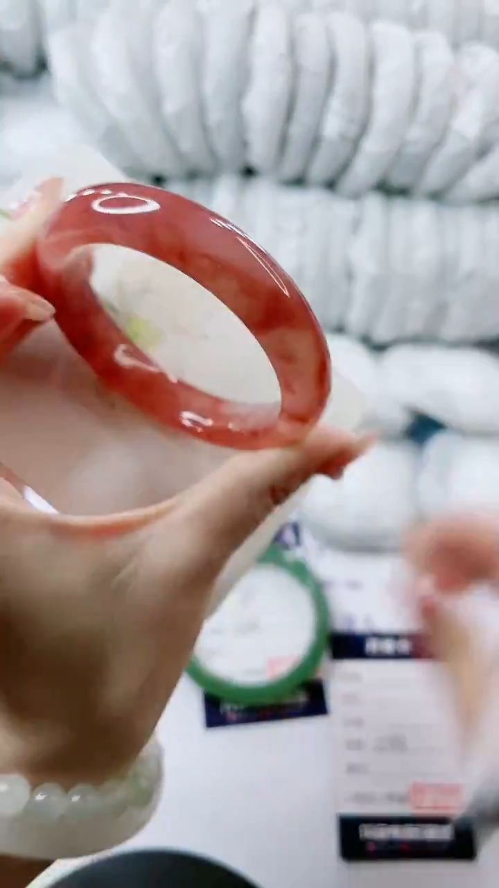 【闪购商品】石英质玉手镯未镶嵌多样性发货C139