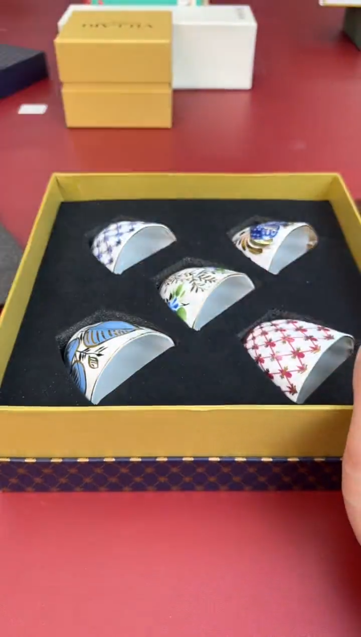 【闪购商品】瓷片新号开播全场漏@@B12-5