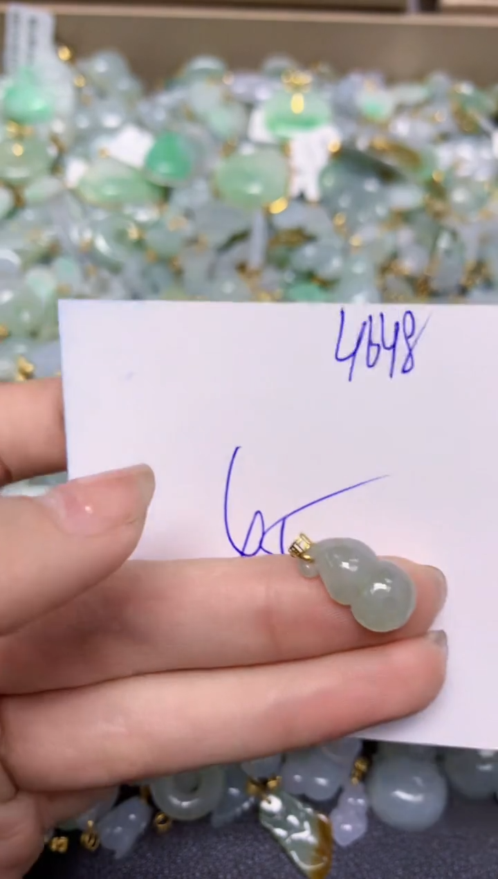 【闪购商品】翡翠颈饰18K金镶嵌天然翡翠A货