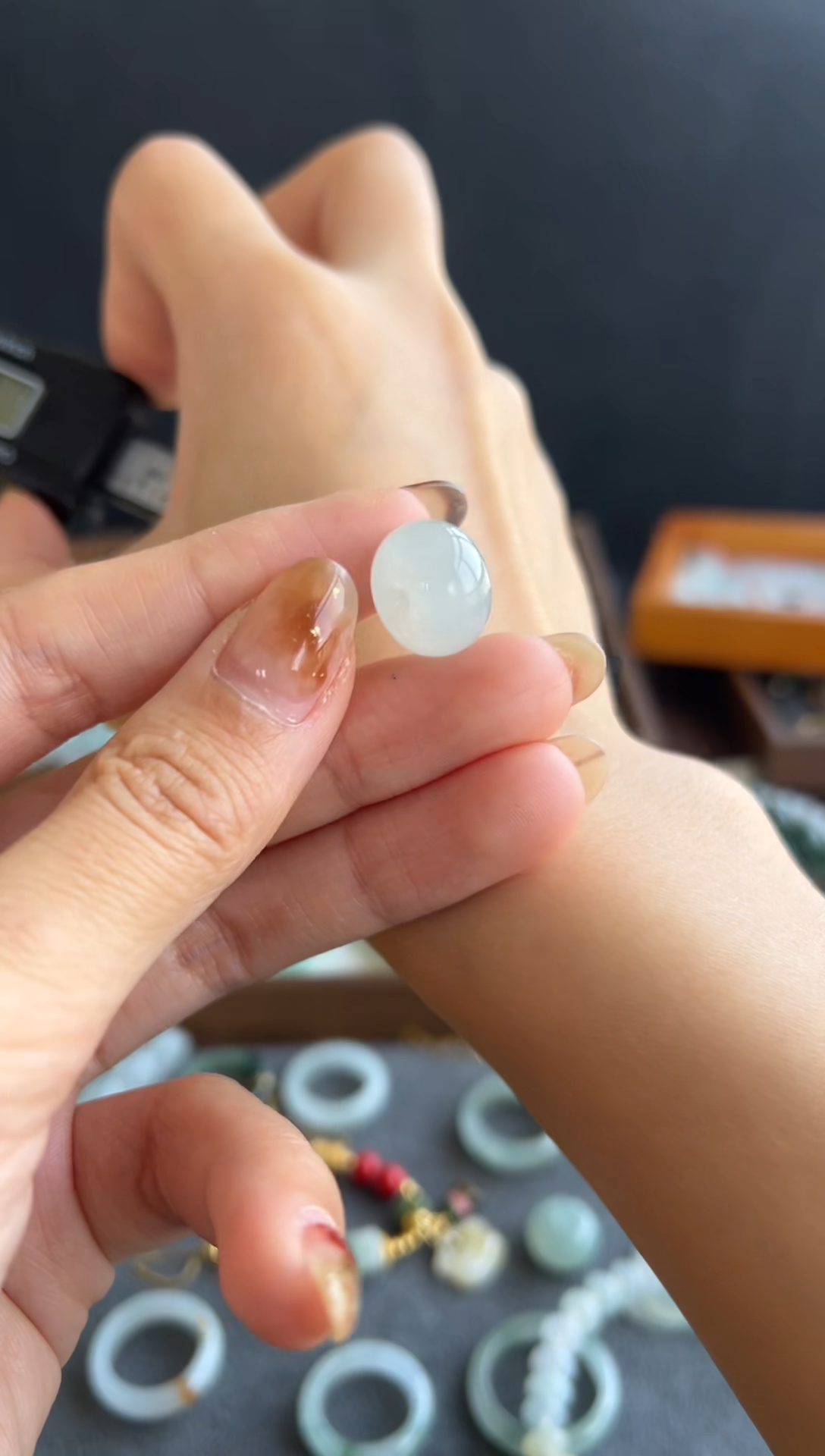 翡翠未镶嵌吊坠(不含链)220买断