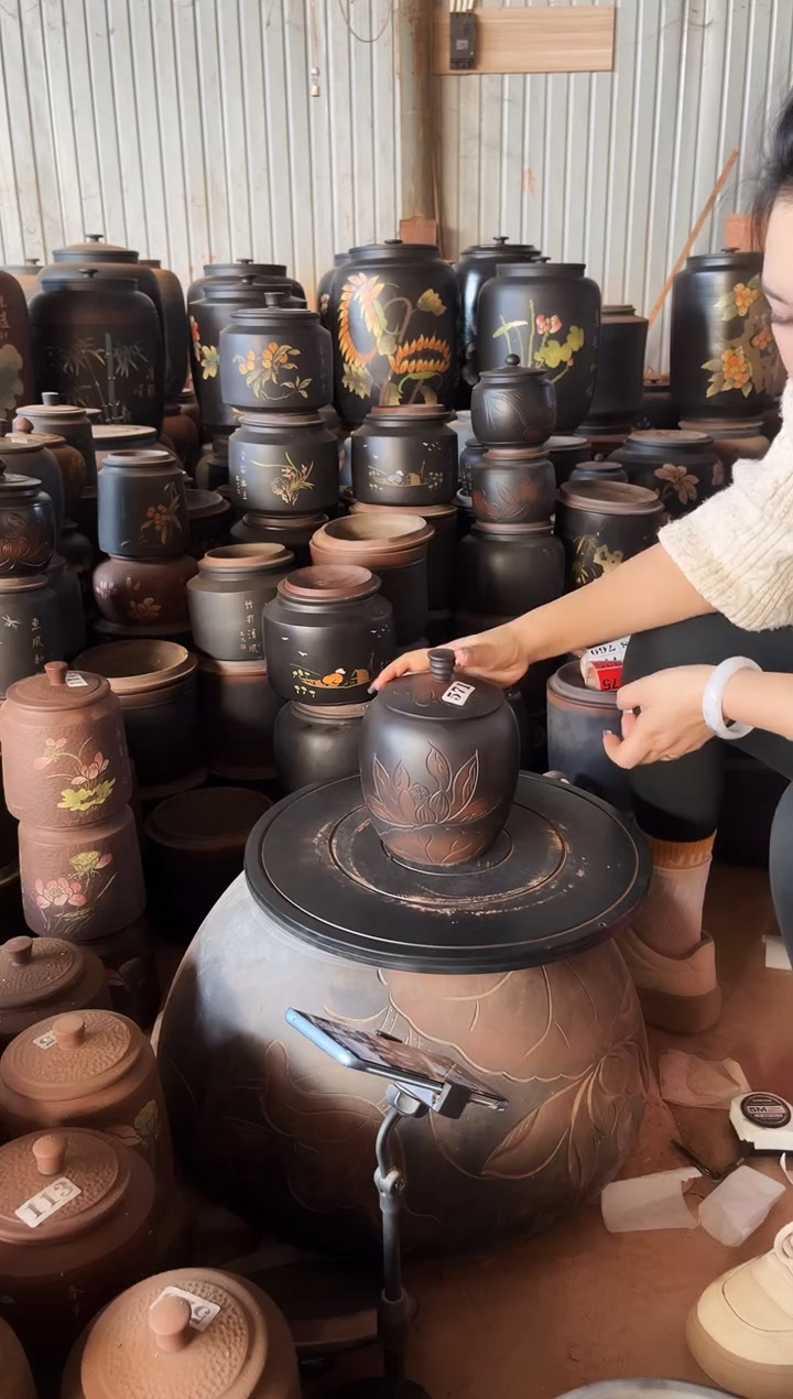 【闪购商品】壶瑕疵茶叶罐 花生荷花  571