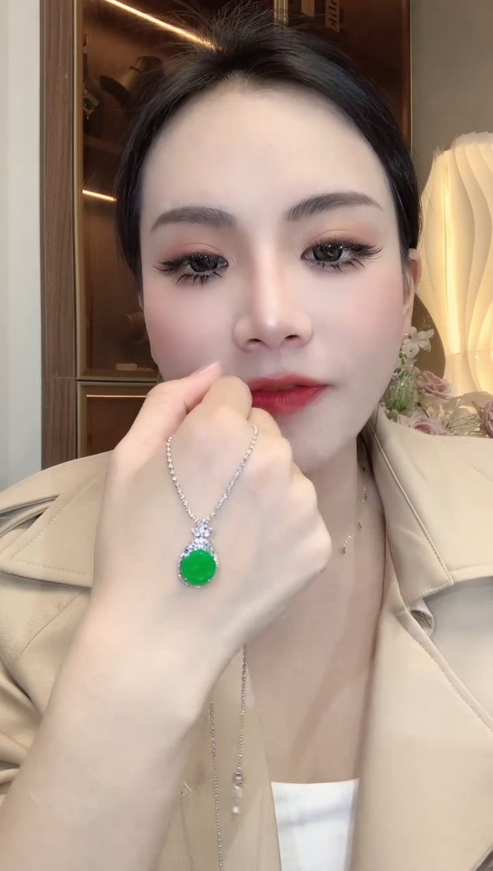 【闪购商品】翡翠吊坠(不含链)18K金镶嵌A2 多样性发货一件