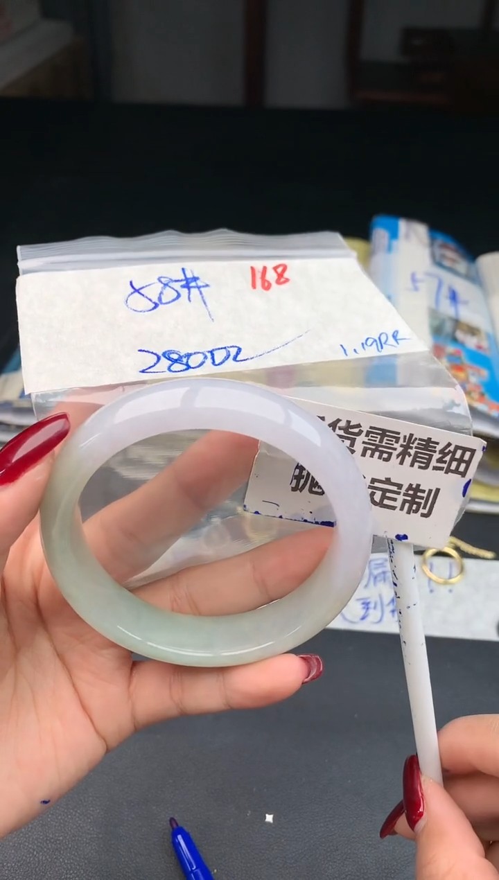 【闪购商品】定制翡翠未镶嵌168毛货需精细抛光多样性1件2800元