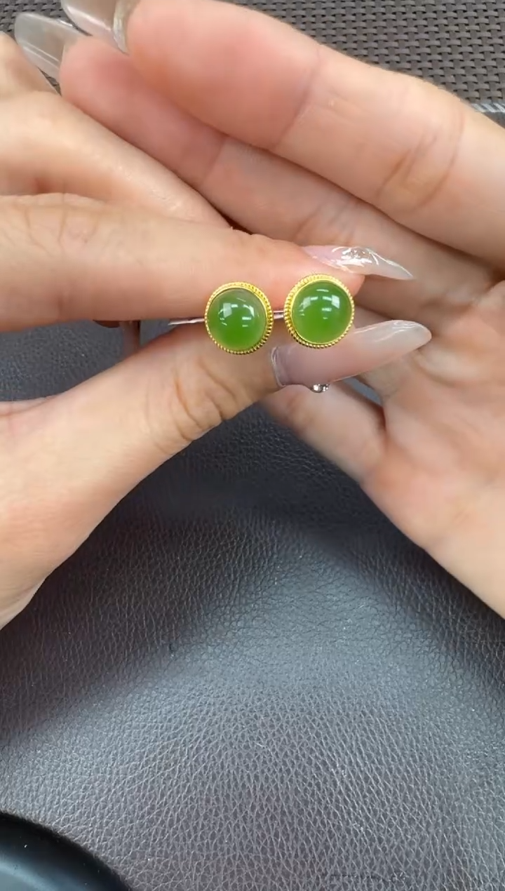 【闪购商品】和田玉耳饰18K金镶嵌一对