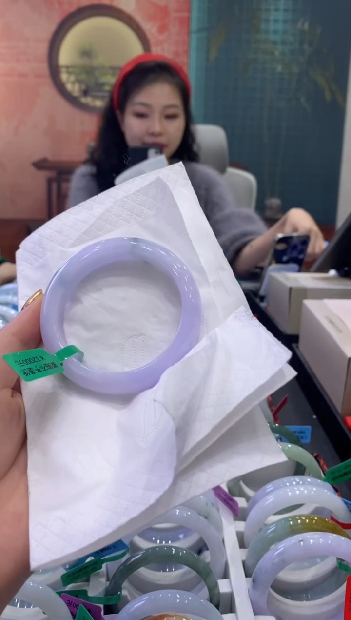 【闪购商品】翡翠手镯未镶嵌多人15704