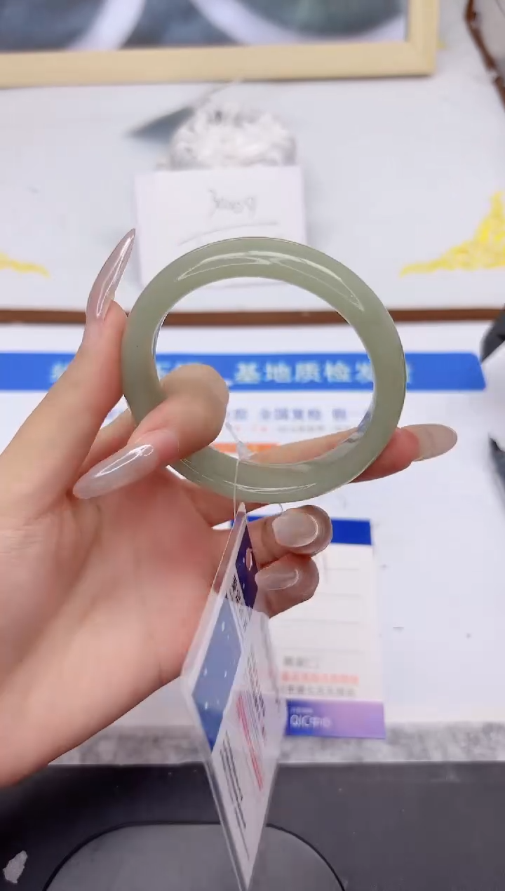未镶嵌手镯石英质玉Y77-55.3