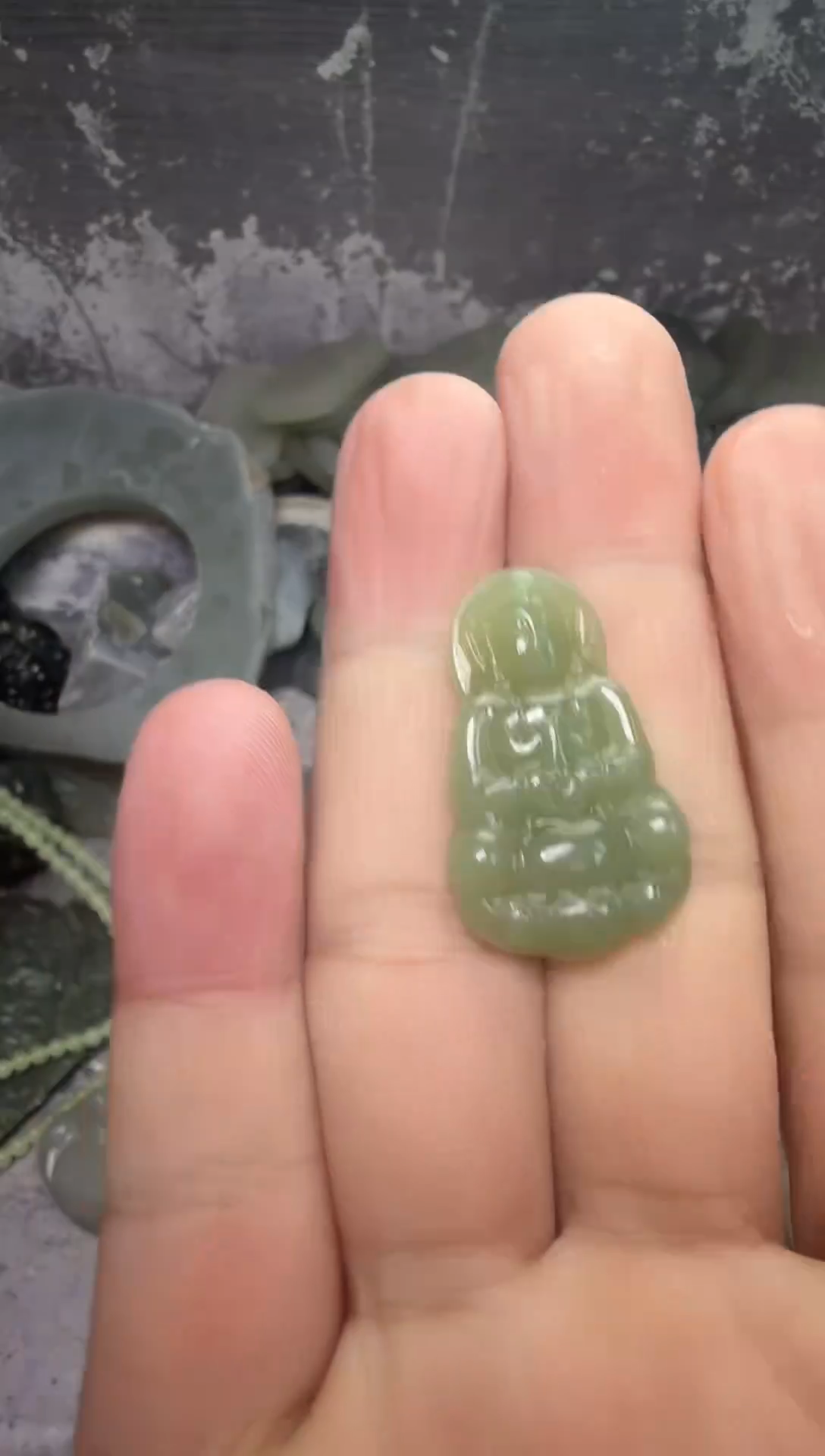 颈饰未镶嵌和田玉观音