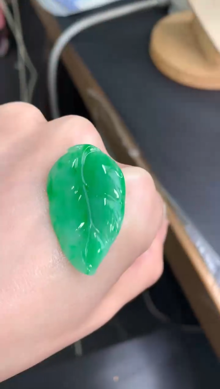 未镶嵌定制翡翠叶子