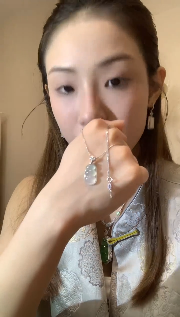 套链18K金镶嵌翡翠A24 