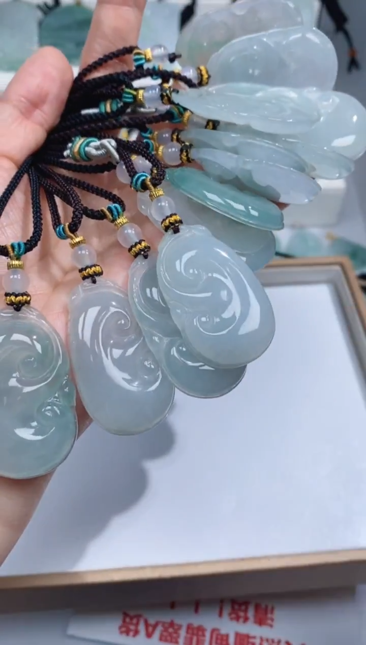 颈饰未镶嵌翡翠吊坠团购多样性发一件