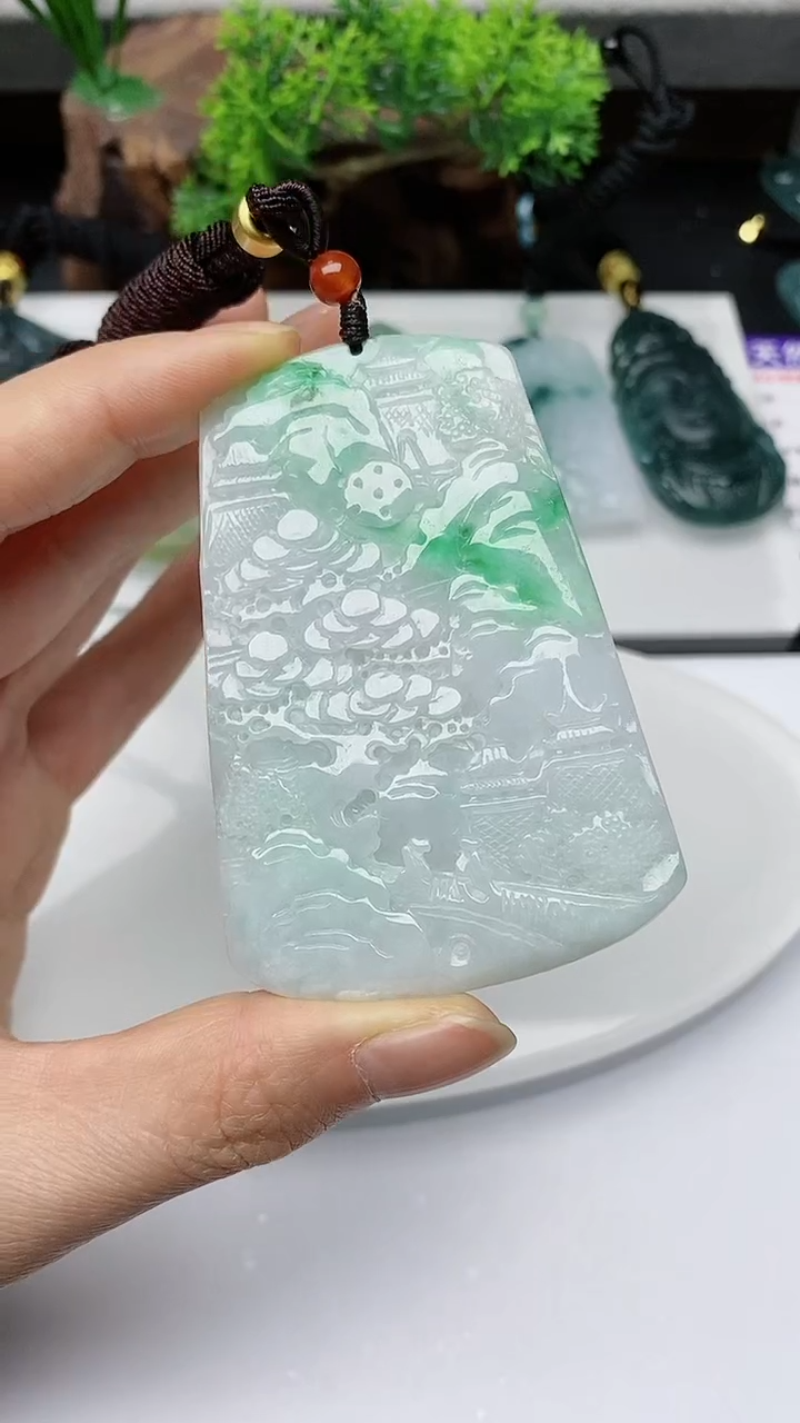 【闪购商品】翡翠颈饰未镶嵌