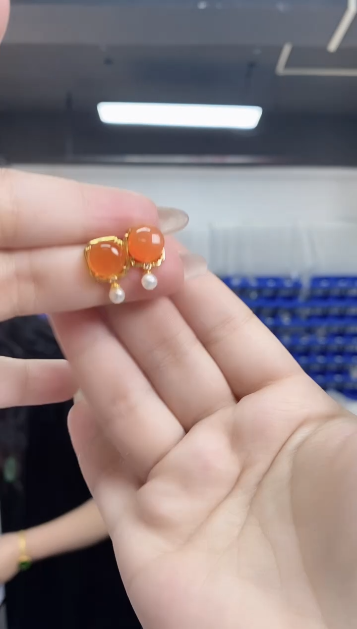 【闪购商品】南红玛瑙银S925镶嵌耳饰多样性发其一颜色微差