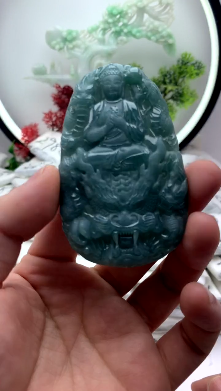 【闪购商品】翡翠颈饰未镶嵌大日