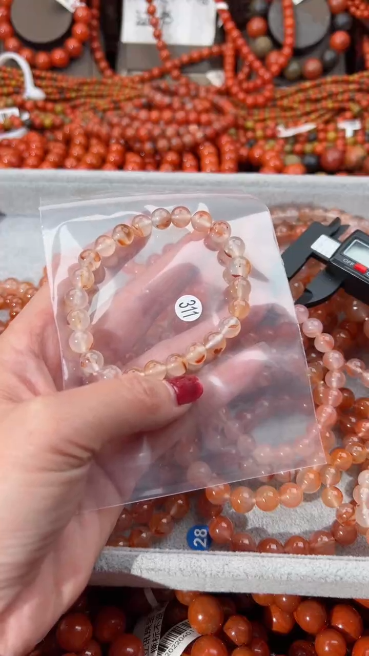 【闪购商品】南红玛瑙手串未镶嵌8+