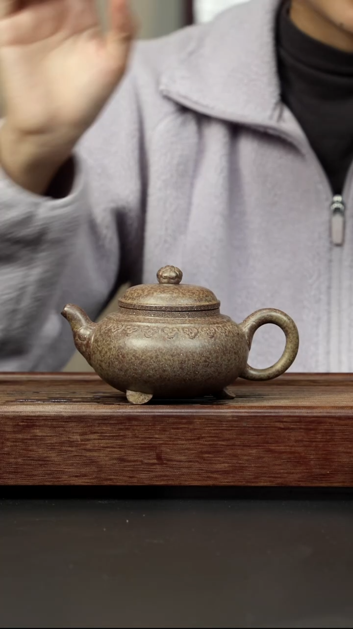 紫砂茶壶本绿柴烧 云肩如意