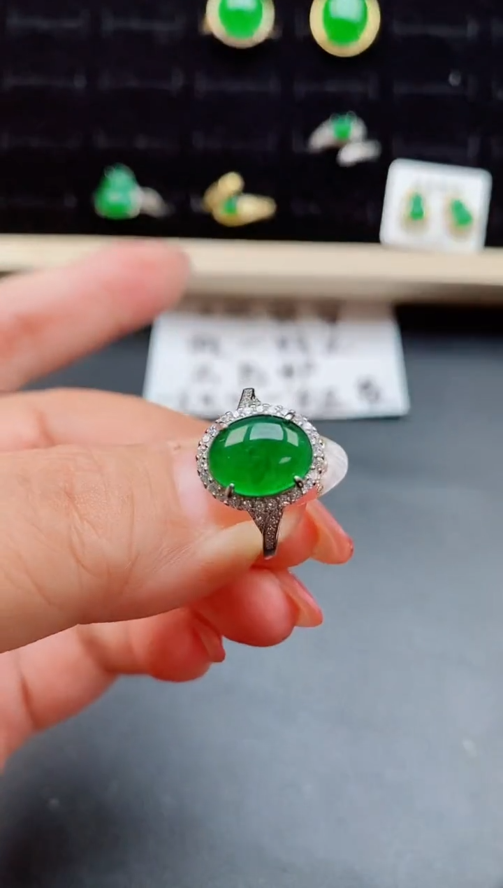 【闪购商品】翡翠戒指银S925镶嵌850500