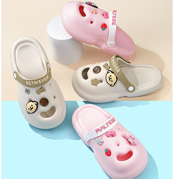 MINISO/名创优品线条小狗联名夏季洞洞拖鞋外穿防滑高颜值可爱