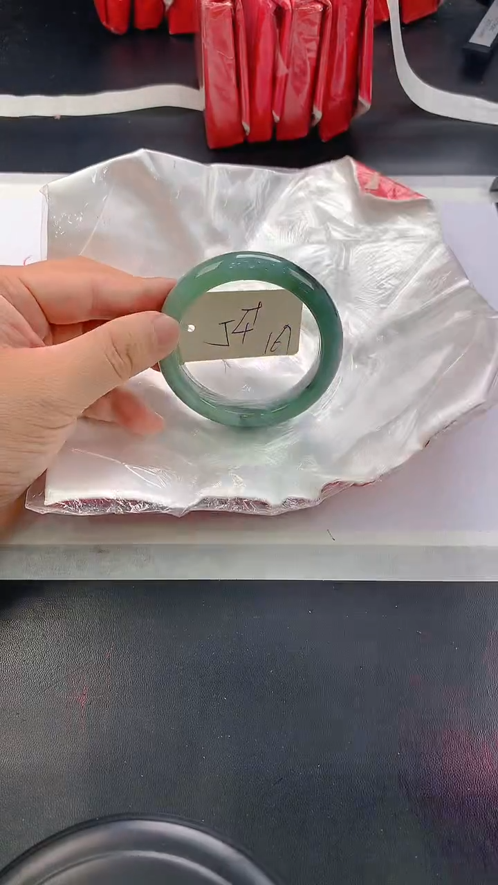 未镶嵌手镯翡翠169