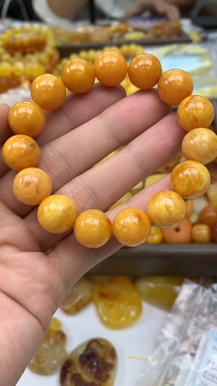 裸石琥珀未镶嵌手串