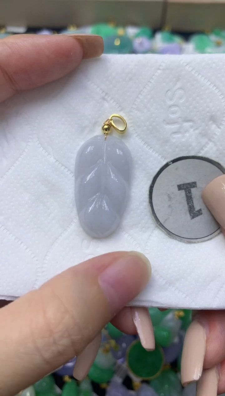 颈饰未镶嵌翡翠天然缅甸翡翠A货