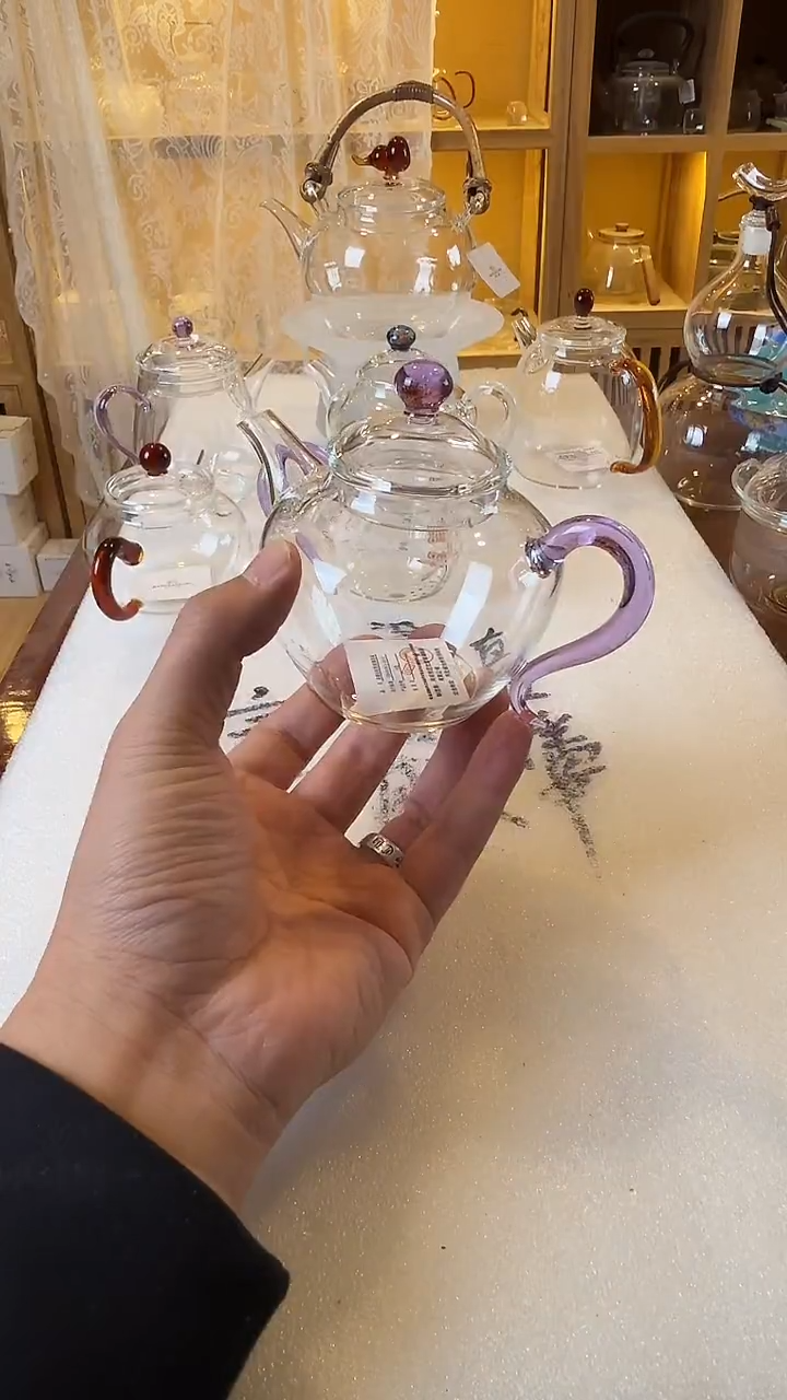 苹果壶紫。。。。。。。。。。