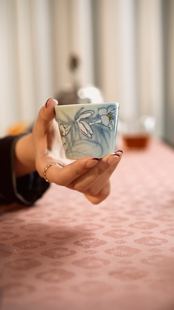 【闪购商品】闪购闪购花卉直口杯