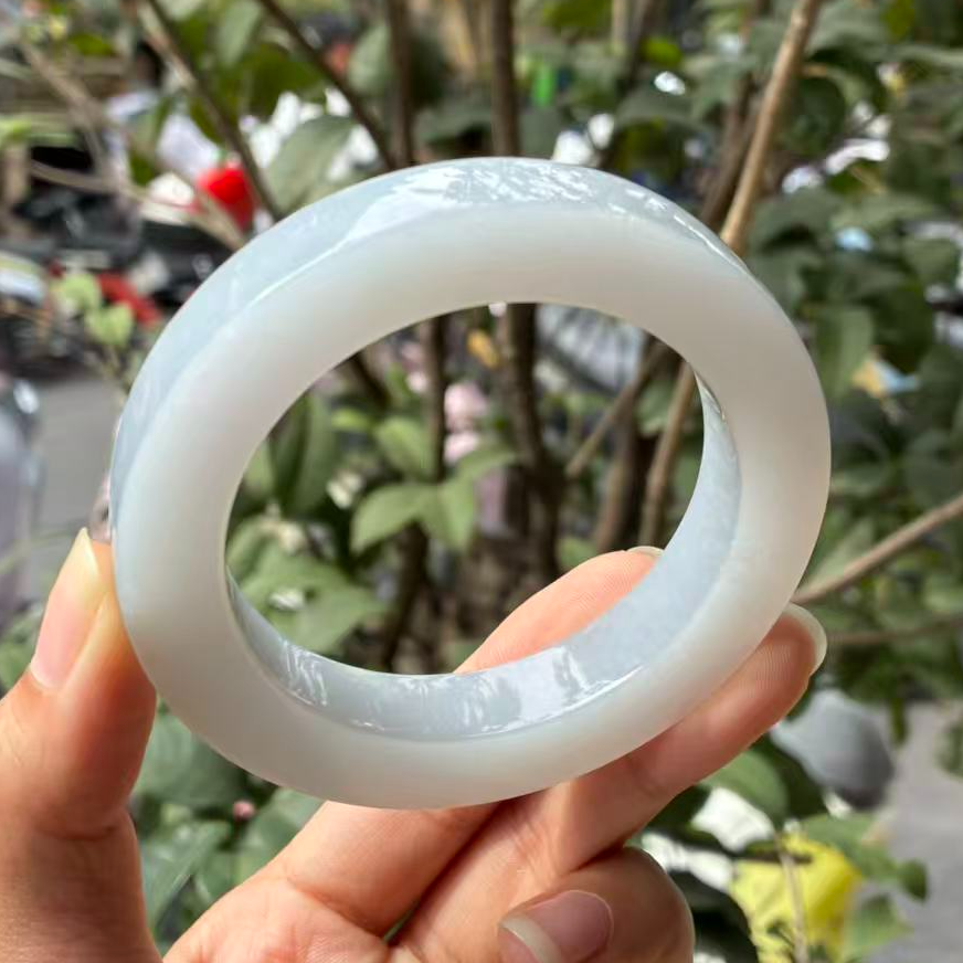 天然A货翡翠定制手镯
