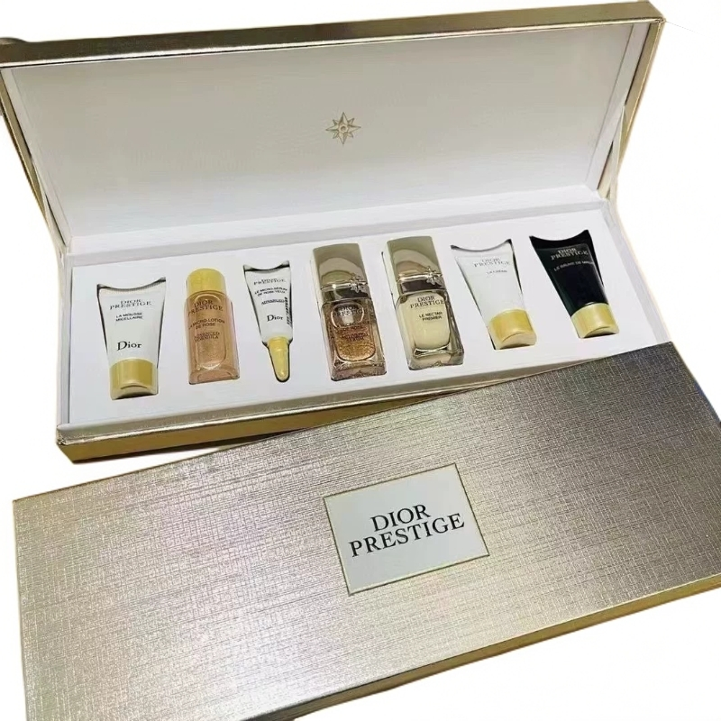 克丽丝汀迪奥花秘探索礼遇7件套