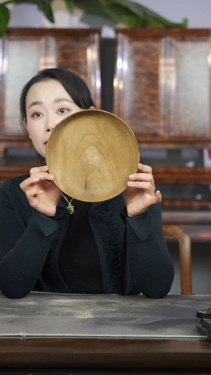 金丝楠21.5原木满花精工坚果盘195