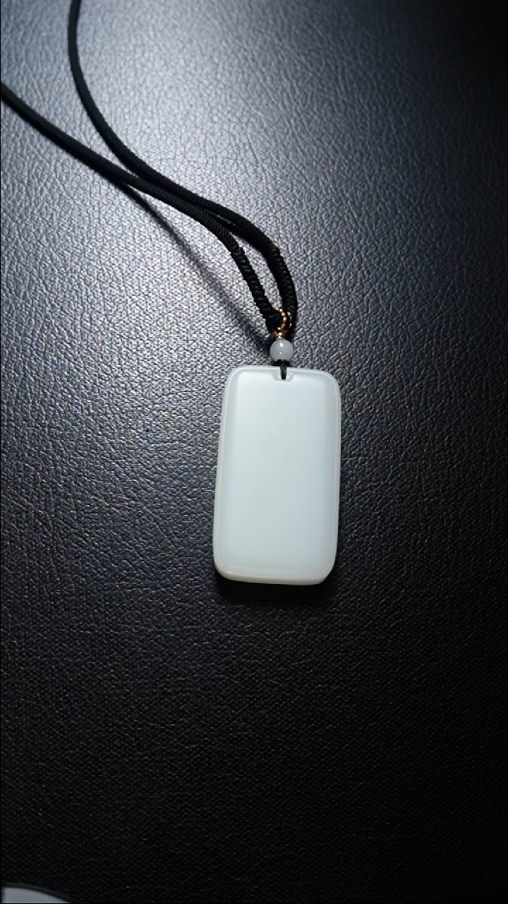 【闪购商品】和田玉颈饰未镶嵌无事牌