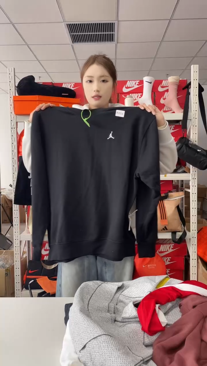 编码004  尺码xl 胸围衣长  正品直播间过款