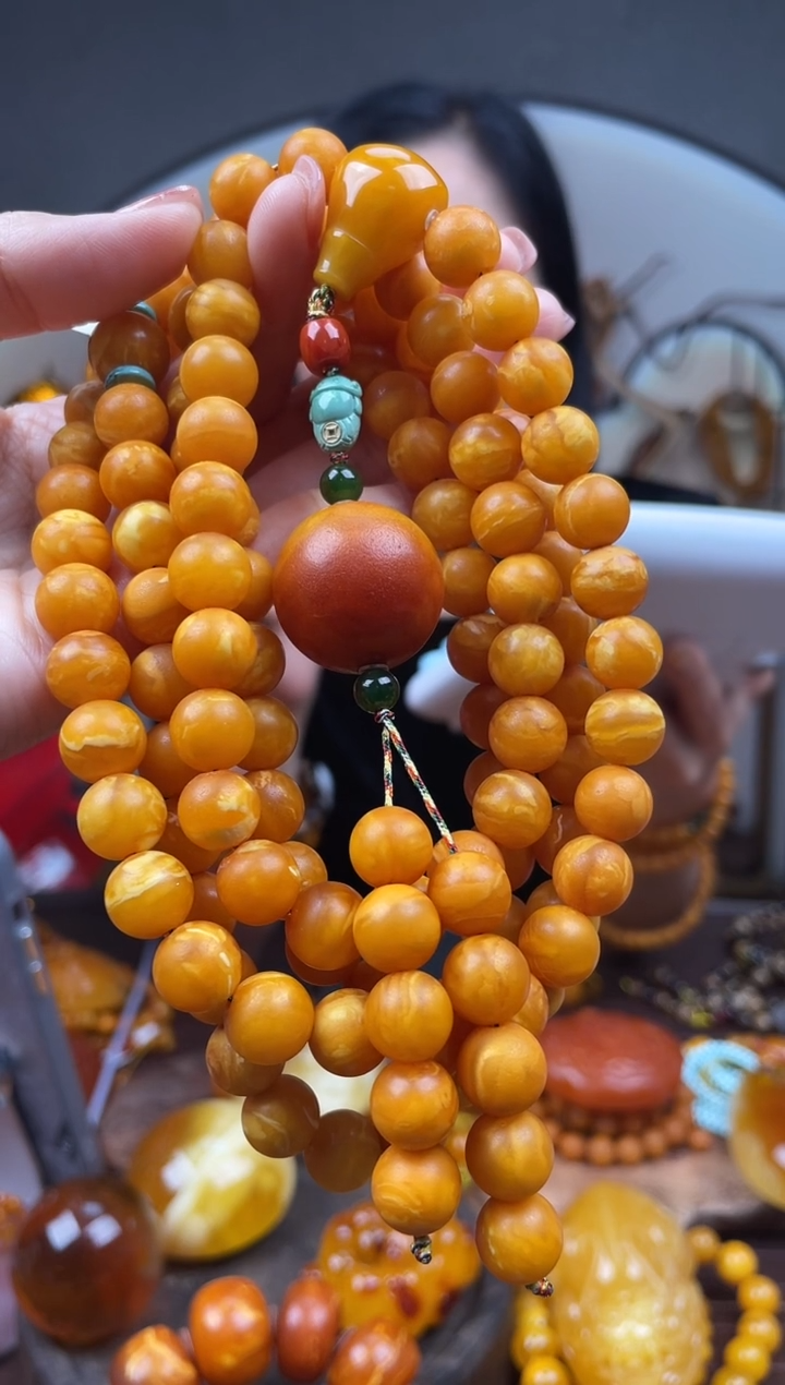 【闪购商品】琥珀裸石未镶嵌首饰 假1赔4 （多样性发货1件