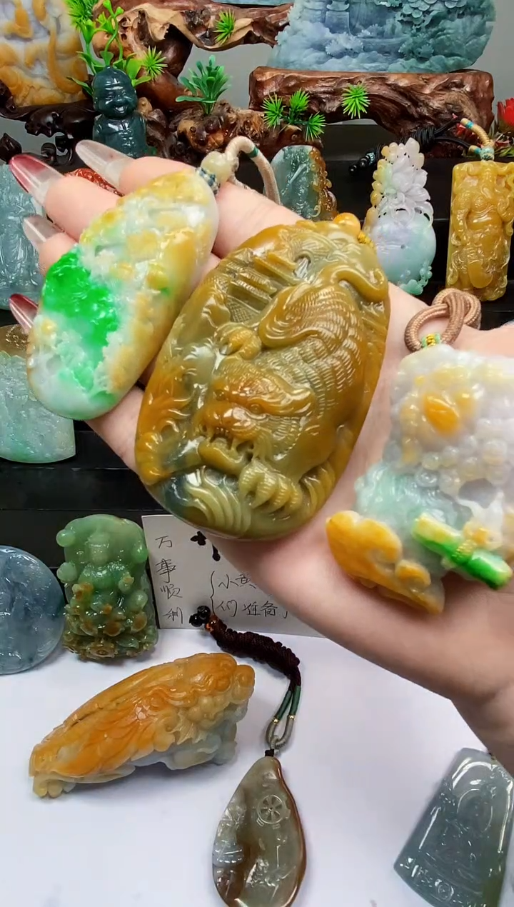 【闪购商品】定制翡翠未镶嵌A货翡翠