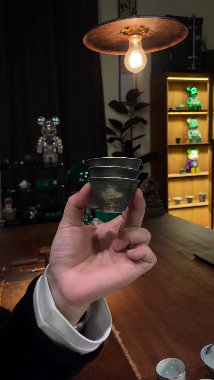 绿釉刷银小杯3只款...