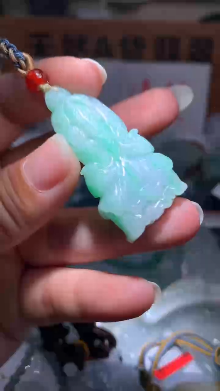 【闪购商品】翡翠颈饰未镶嵌保真天然A货翡翠