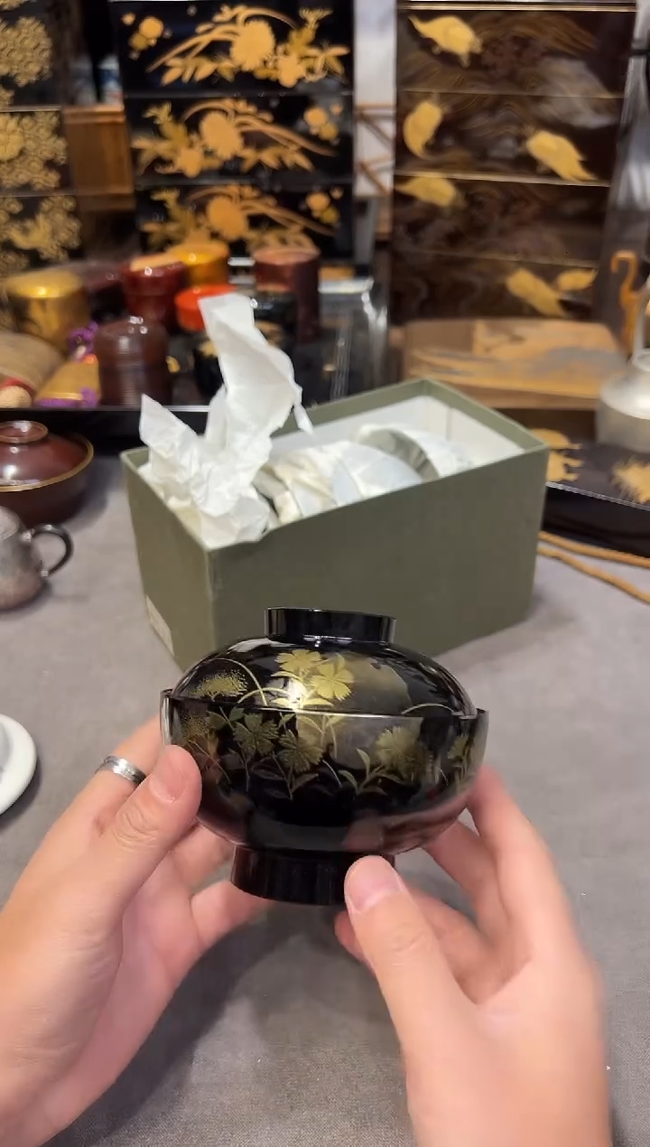 金莳绘 盖碗五只