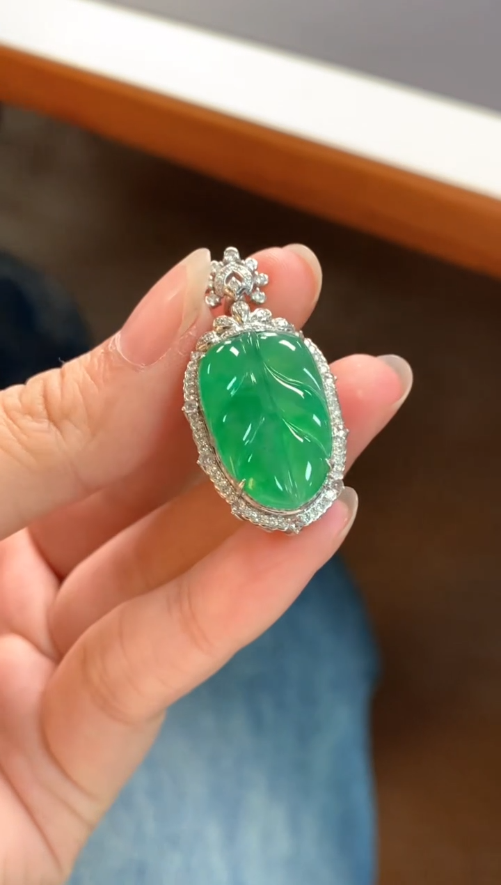 【闪购商品】翡翠吊坠(不含链)18K金镶嵌A412|16800