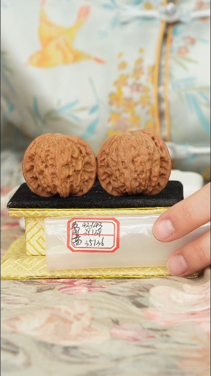 【闪购商品】文玩核桃把件磨盘