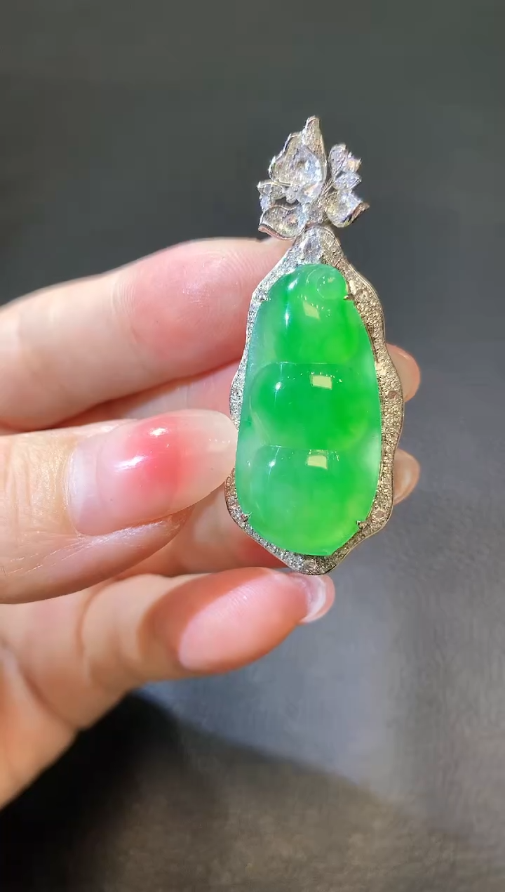 【闪购商品】翡翠吊坠(不含链)18K金镶嵌C123 