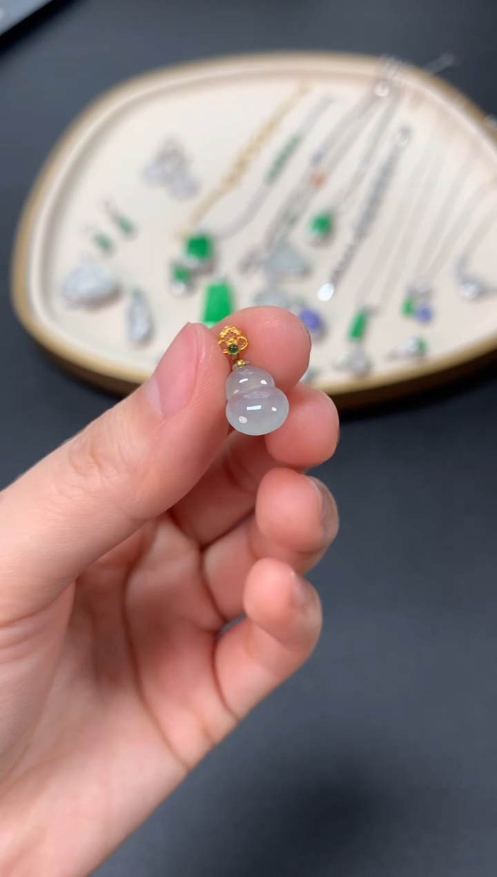 【闪购商品】翡翠吊坠(不含链)18K金镶嵌198