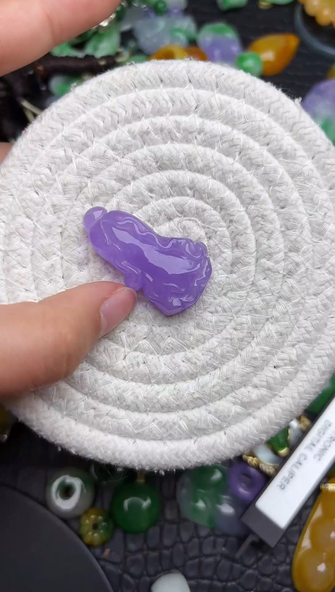 颈饰未镶嵌翡翠缅甸翡翠吊坠